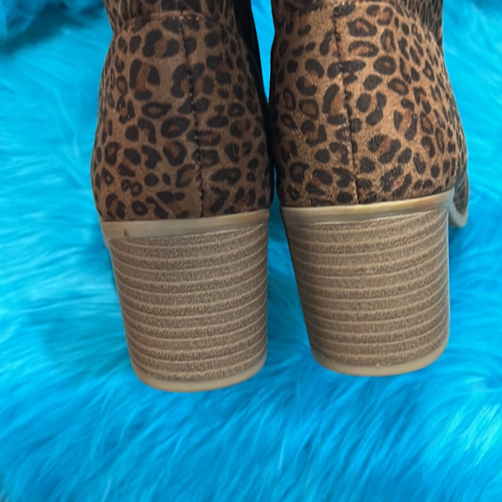 Universal Thread Leopard Print Knee High Boots Si… - image 7